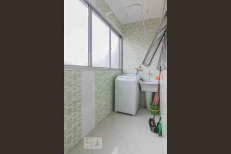 Área de apartamento para alugar com 1 quarto, 75m² em Santo Antônio, São Caetano do Sul