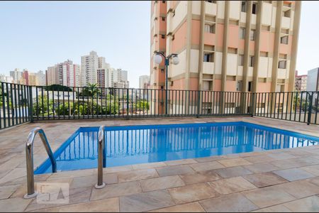 Apartamento à venda com 105m², 3 quartos e 1 vagaDependências do prédio - piscina