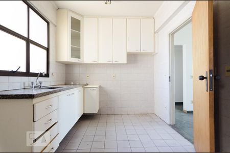 Apartamento à venda com 105m², 3 quartos e 1 vagaCozinha
