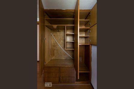 Apartamento à venda com 85m², 3 quartos e 2 vagasQuarto extra reversível (Armários)