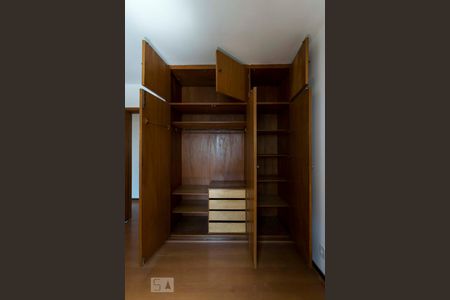 Quarto 1 (Armários) de apartamento à venda com 3 quartos, 85m² em Vila Clementino, São Paulo