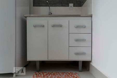 Cozinha (Armários) de kitnet/studio para alugar com 1 quarto, 35m² em Mirandópolis, São Paulo