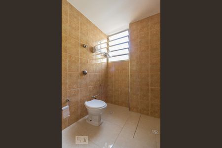 Banheiro de apartamento para alugar com 1 quarto, 52m² em Vila Buarque, São Paulo