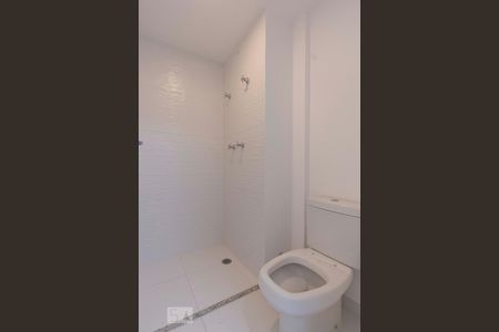Banheiro  de apartamento para alugar com 1 quarto, 43m² em Vila Anglo Brasileira, São Paulo