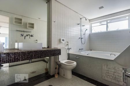 Apartamento para alugar com 134m², 1 quarto e 2 vagas Apartamento para alugar com 134m², 1 quarto e 2 vagasbanheiro Suite