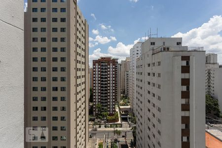 Vista de apartamento para alugar com 2 quartos, 70m² em Indianópolis, São Paulo