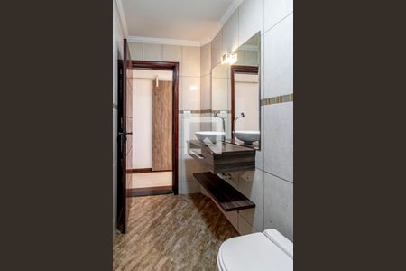 Apartamento à venda com 140m², 3 quartos e 1 vaga Apartamento à venda com 140m², 3 quartos e 1 vagaBanheiro 02