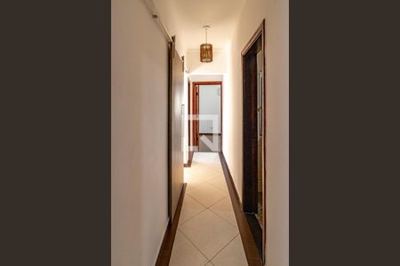 Corredor de apartamento à venda com 3 quartos, 140m² em Vila Mariana, São Paulo