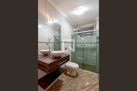 Apartamento à venda com 140m², 3 quartos e 1 vaga Apartamento à venda com 140m², 3 quartos e 1 vagaBanheiro 02