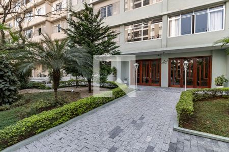 Apartamento à venda com 140m², 3 quartos e 1 vaga Apartamento à venda com 140m², 3 quartos e 1 vagaEntrada