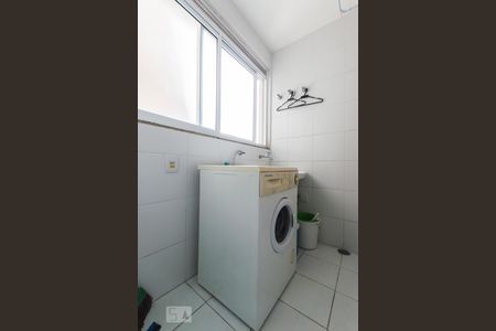 Apartamento para alugar com 100m², 2 quartos e 2 vagas Apartamento para alugar com 100m², 2 quartos e 2 vagasÁrea de serviço