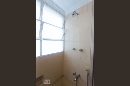 Apartamento à venda com 138m², 3 quartos e 1 vagaBanheiro  II