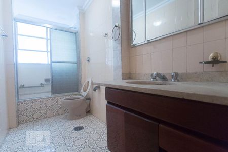 Apartamento à venda com 138m², 3 quartos e 1 vagaBanheiro II