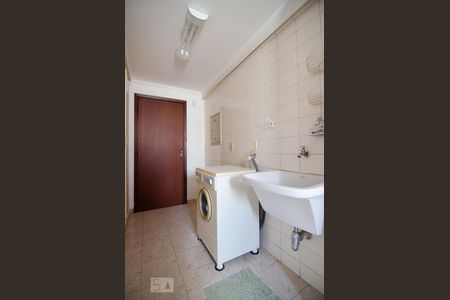 Apartamento à venda com 296m², 4 quartos e 2 vagasLavanderia