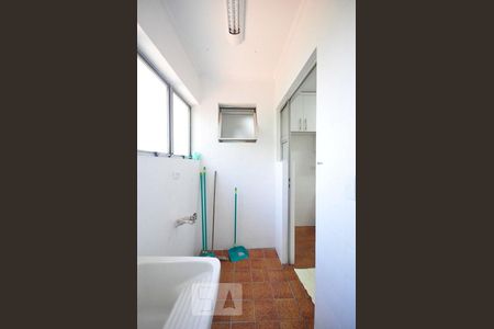 Apartamento à venda com 56m², 2 quartos e 1 vagaárea de serviço