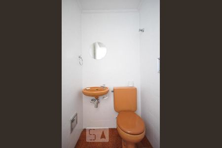 Apartamento à venda com 56m², 2 quartos e 1 vagabanheiro de serviço