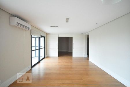 Apartamento à venda com 160m², 3 quartos e 3 vagassala