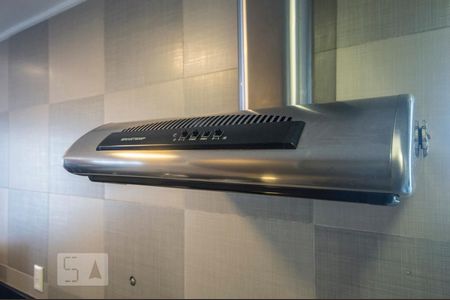 Cozinha de apartamento para alugar com 4 quartos, 94m² em Santo Amaro, São Paulo