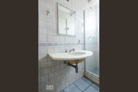 Banheiro de apartamento à venda com 3 quartos, 74m² em Bosque, Campinas