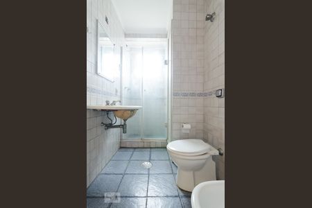 Banheiro de apartamento à venda com 3 quartos, 74m² em Bosque, Campinas