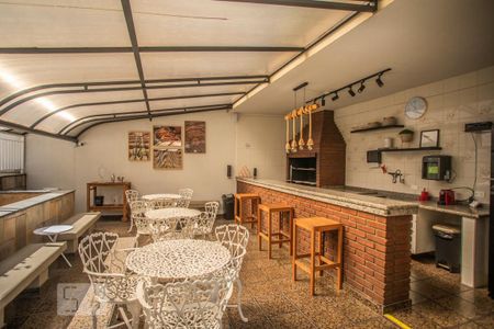 Apartamento para alugar com 68m², 2 quartos e 1 vaga Apartamento para alugar com 68m², 2 quartos e 1 vagaÁrea comum - Churrasqueira