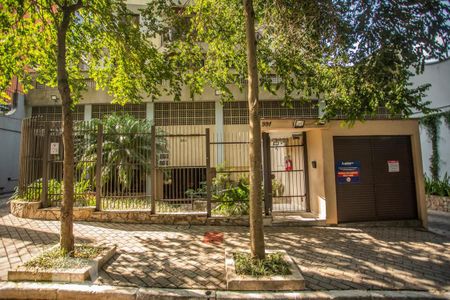 Apartamento para alugar com 68m², 2 quartos e 1 vaga Apartamento para alugar com 68m², 2 quartos e 1 vagaFachada