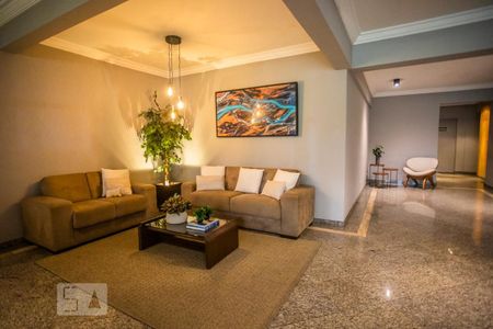 Apartamento para alugar com 68m², 2 quartos e 1 vaga Apartamento para alugar com 68m², 2 quartos e 1 vagaHall social