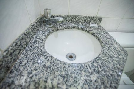Lavabo - Torneira de apartamento para alugar com 2 quartos, 68m² em Vila Monte Alegre, São Paulo