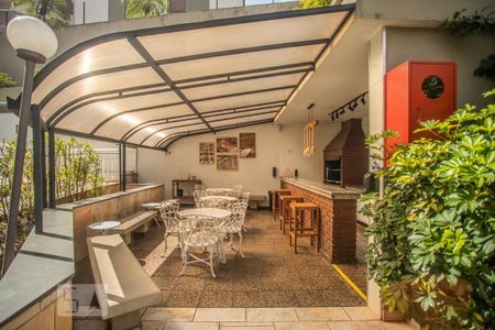 Apartamento para alugar com 68m², 2 quartos e 1 vaga Apartamento para alugar com 68m², 2 quartos e 1 vagaÁrea comum - Churrasqueira