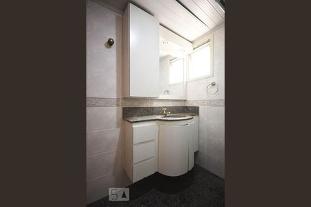 Detalhe do banheiro de apartamento para alugar com 2 quartos, 58m² em Panamby, São Paulo