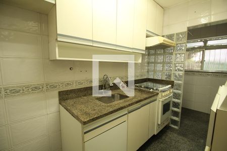 Apartamento à venda com 58m², 2 quartos e 1 vagaCozinha