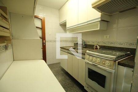 Apartamento à venda com 58m², 2 quartos e 1 vagaCozinha