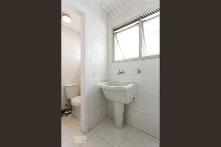 Apartamento para alugar com 68m², 2 quartos e 1 vaga Apartamento para alugar com 68m², 2 quartos e 1 vagaÁrea de serviço - Banheiro de serviço