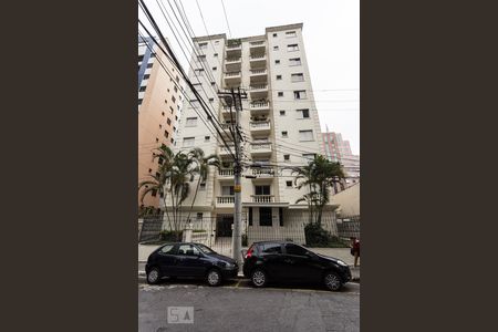 Apartamento para alugar com 68m², 2 quartos e 1 vaga Apartamento para alugar com 68m², 2 quartos e 1 vagaFachada