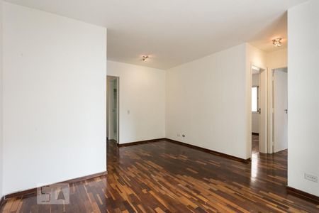 Sala de apartamento para alugar com 2 quartos, 68m² em Vila Olímpia, São Paulo