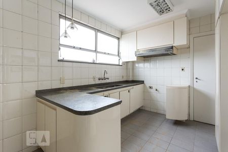 Apartamento à venda com 120m², 3 quartos e 1 vaga Apartamento à venda com 120m², 3 quartos e 1 vagaCozinha