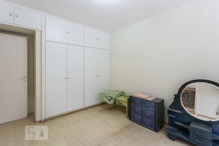Apartamento à venda com 120m², 3 quartos e 1 vaga Apartamento à venda com 120m², 3 quartos e 1 vagaSuíte
