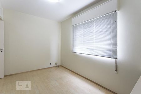 Apartamento à venda com 120m², 3 quartos e 1 vaga Apartamento à venda com 120m², 3 quartos e 1 vagaQuarto 2