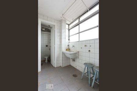 Apartamento à venda com 120m², 3 quartos e 1 vaga Apartamento à venda com 120m², 3 quartos e 1 vagaÁrea de serviço