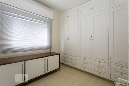 Apartamento à venda com 120m², 3 quartos e 1 vaga Apartamento à venda com 120m², 3 quartos e 1 vagaQuarto 1