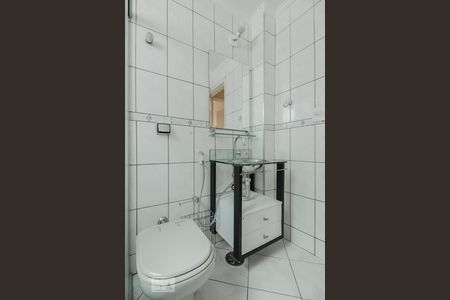 Banheiro de apartamento à venda com 2 quartos, 74m² em Vila Leonor, Guarulhos