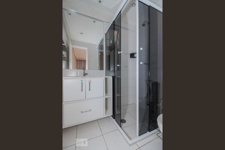 Banheiro de apartamento à venda com 2 quartos, 76m² em Jardim Rosa de Franca, Guarulhos