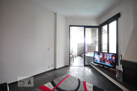 sala de apartamento para alugar com 1 quarto, 80m² em Vila Suzana, São Paulo