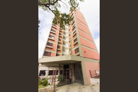 Apartamento para alugar com 55m², 3 quartos e 1 vaga Apartamento para alugar com 55m², 3 quartos e 1 vagaFachada