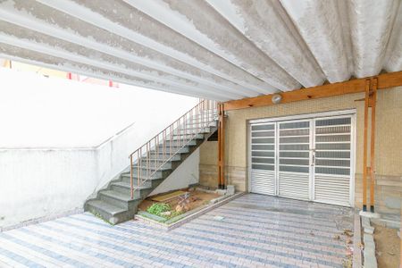 Casa para alugar com 216m², 3 quartos e 3 vagas Casa para alugar com 216m², 3 quartos e 3 vagasGaragem Aberta