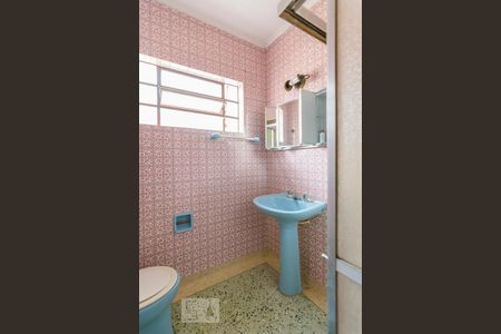 Banheiro de casa para alugar com 3 quartos, 216m² em Cerâmica, São Caetano do Sul