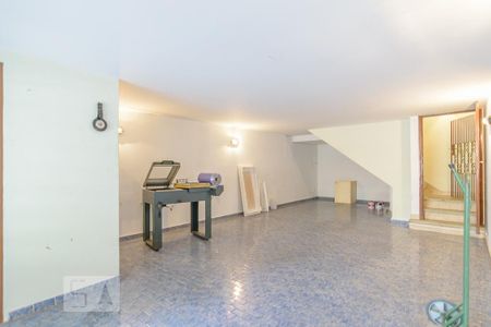 Casa para alugar com 216m², 3 quartos e 3 vagas Casa para alugar com 216m², 3 quartos e 3 vagasGaragem Fechada