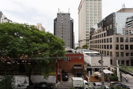 Vista de kitnet/studio à venda com 1 quarto, 27m² em Vila Olímpia, São Paulo