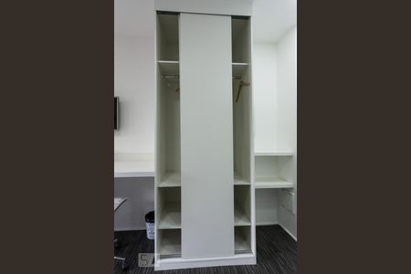 Studio à venda com 27m², 1 quarto e 1 vagaSuíte