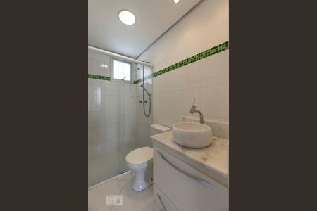 Banheiro social de apartamento à venda com 3 quartos, 70m² em Aclimação, São Paulo